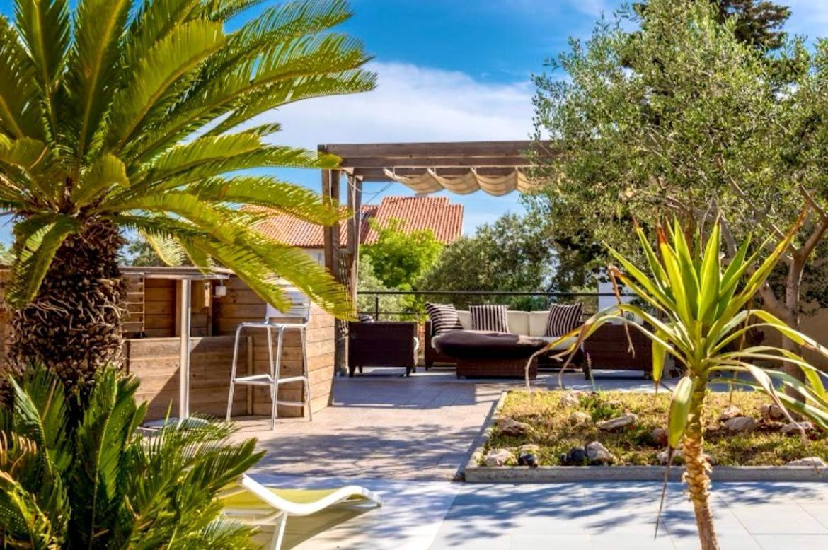 Kristal Paris Resort Novalja Exterior foto