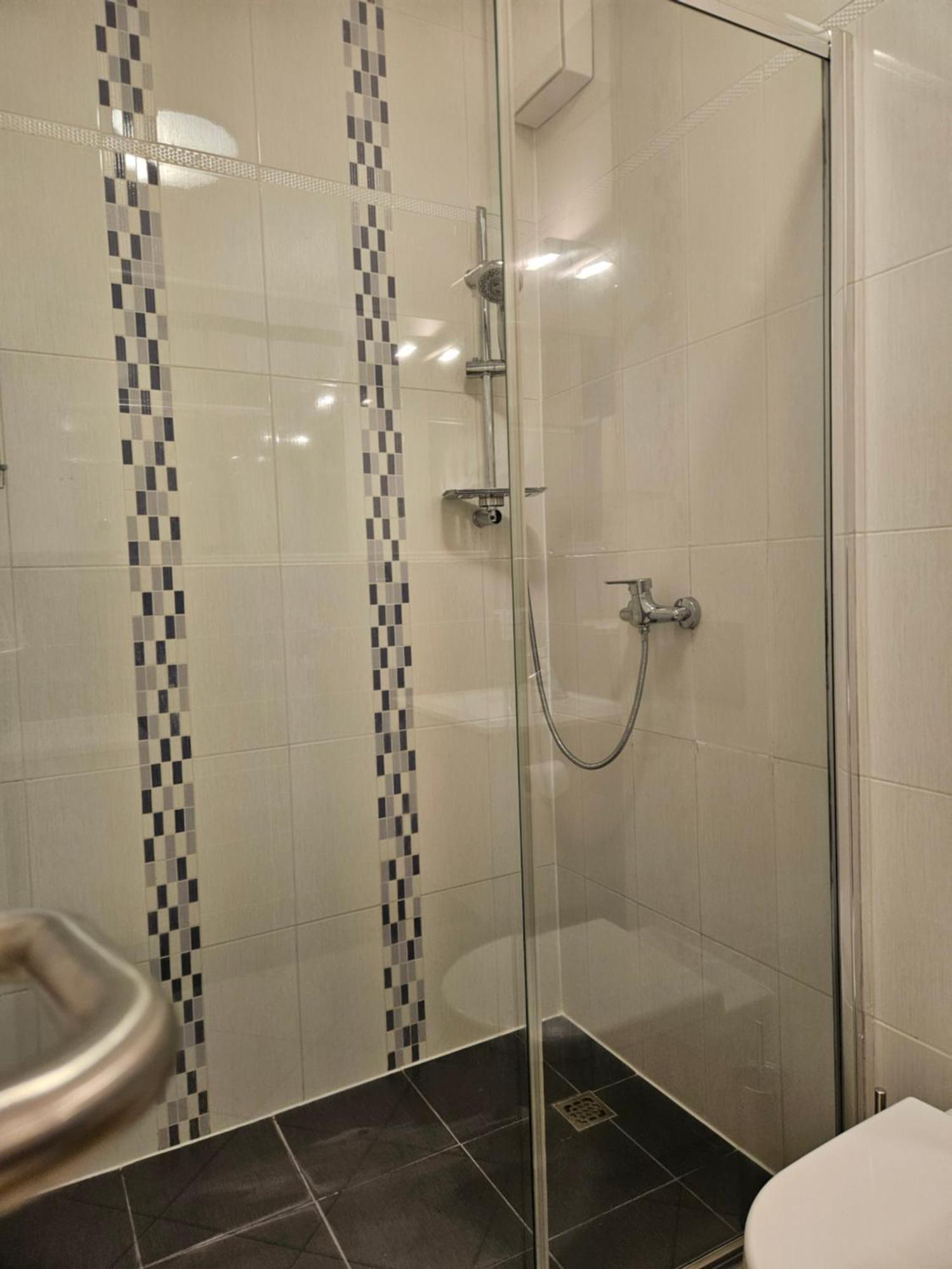 Kristal Paris Resort Novalja Habitación foto